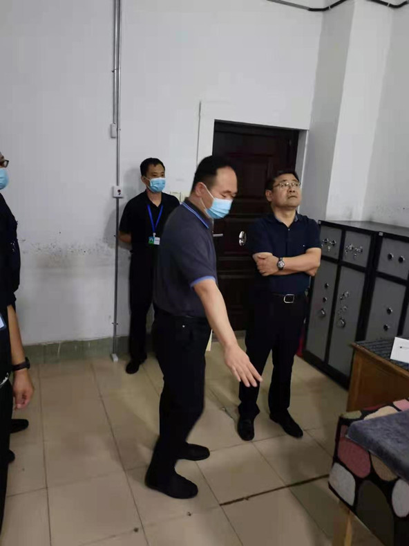 图片3.jpg 图片3.jpg