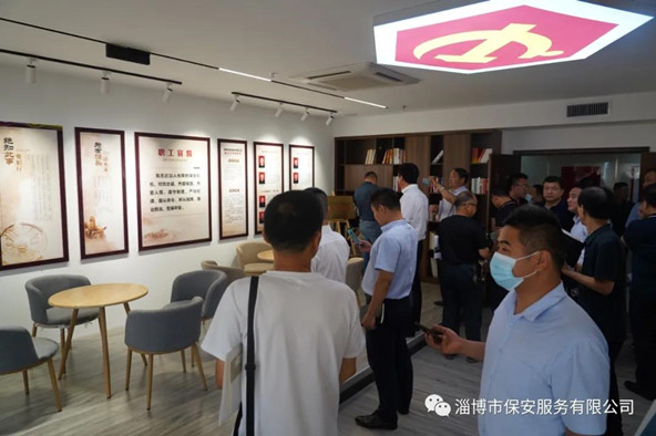 观赏政治糊口馆 (1).jpg